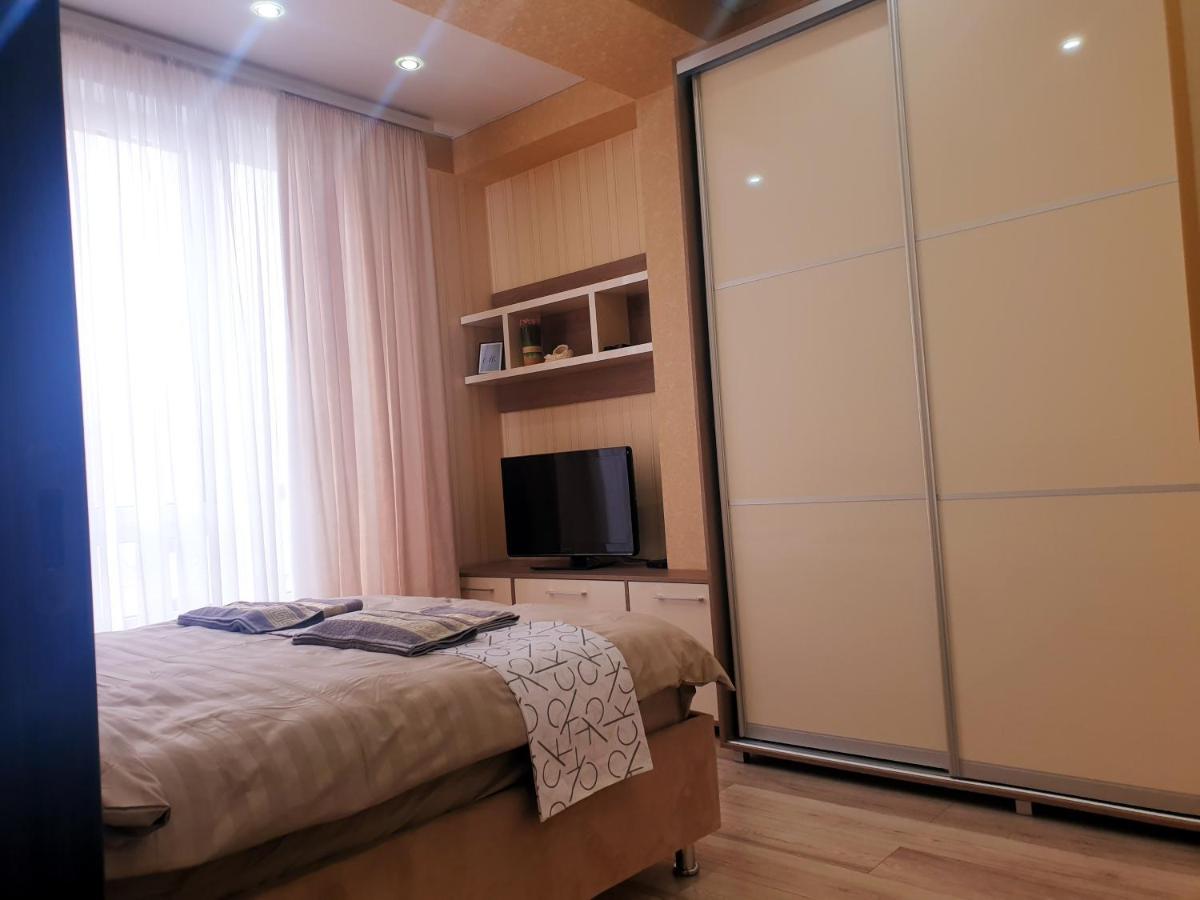 Sky House Premium Apartment In City Center คีชีเนา ภายนอก รูปภาพ